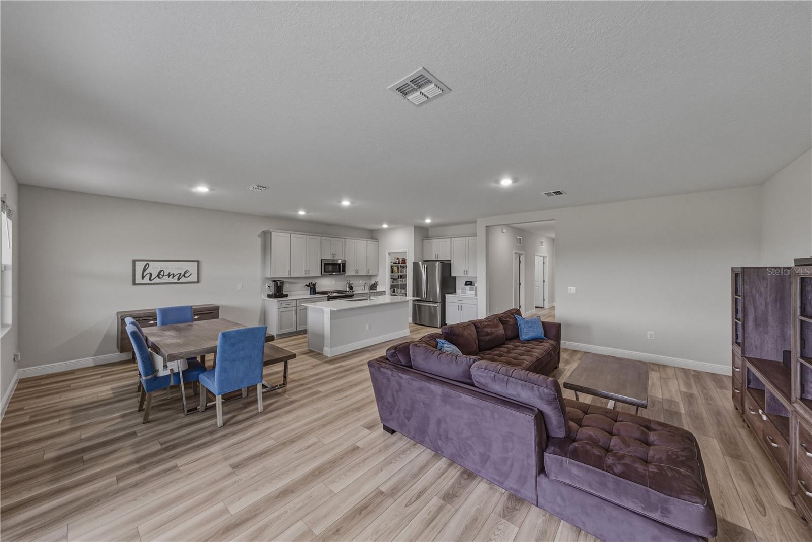 HAWKSTONE - Residential