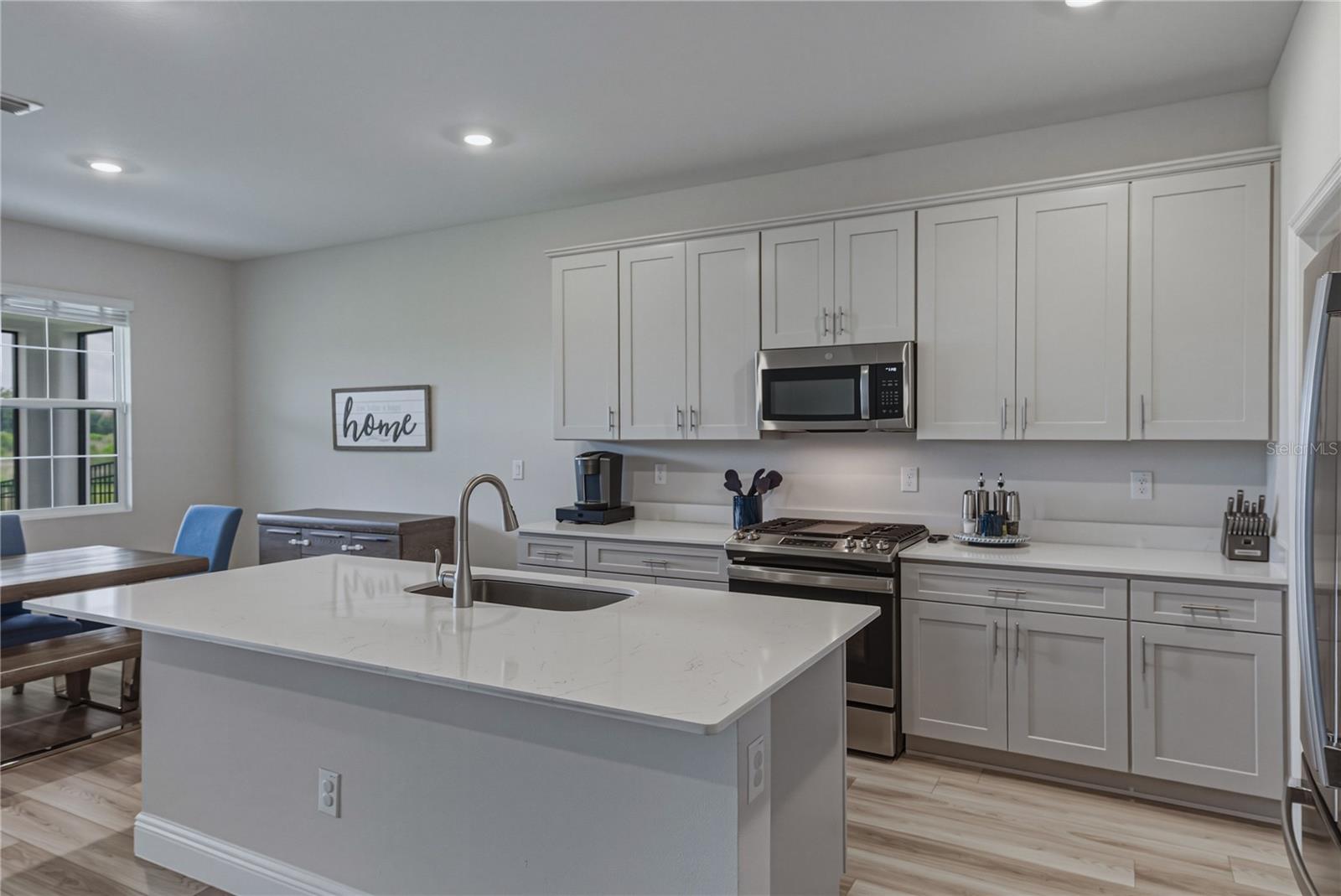 HAWKSTONE - Residential