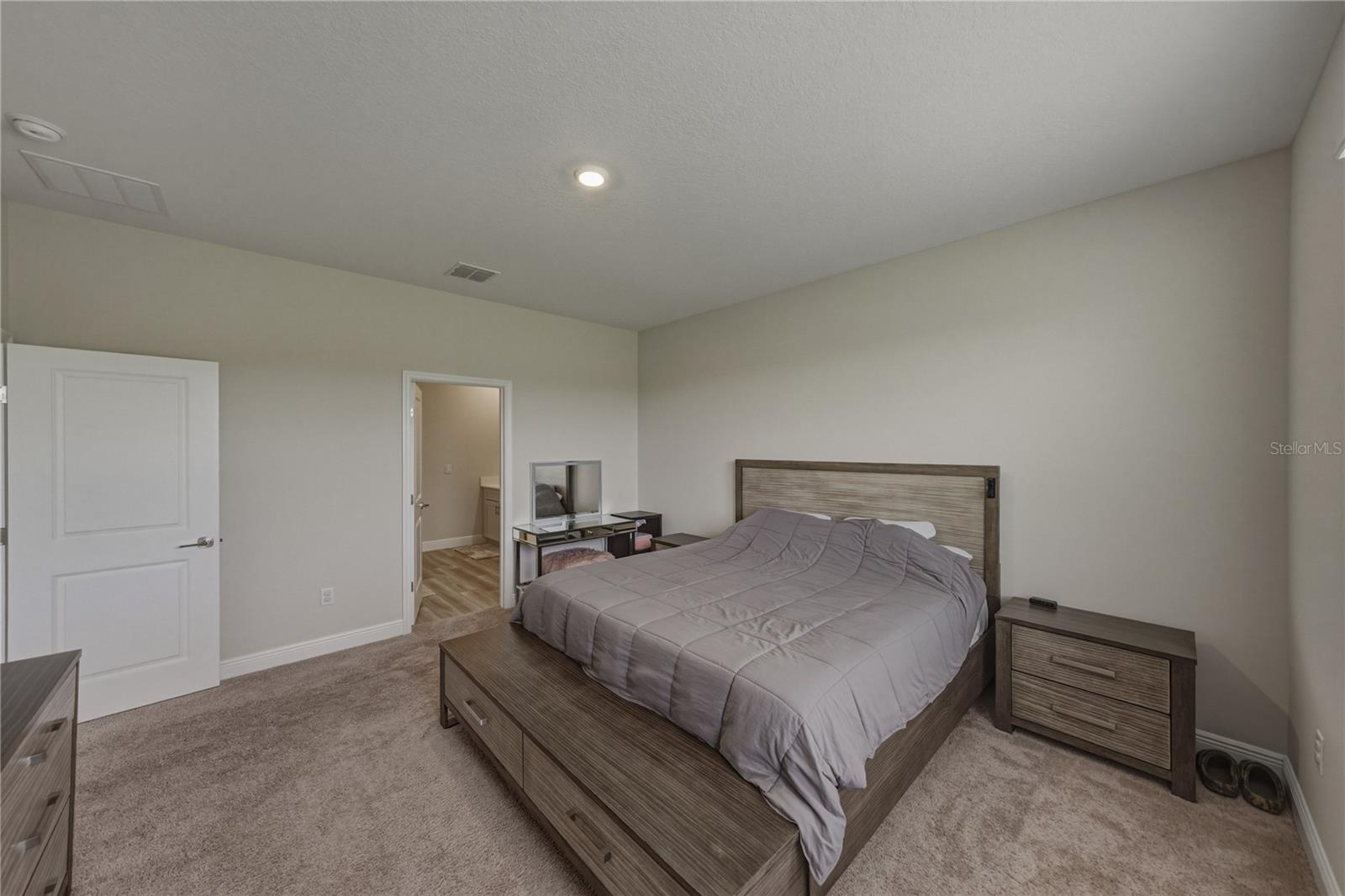 HAWKSTONE - Residential