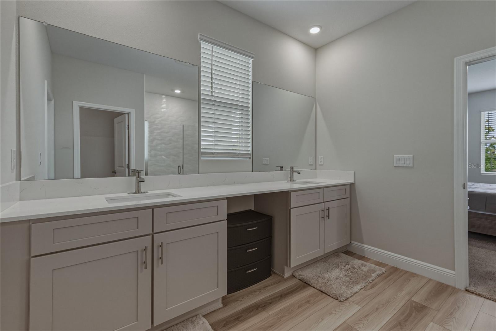 HAWKSTONE - Residential