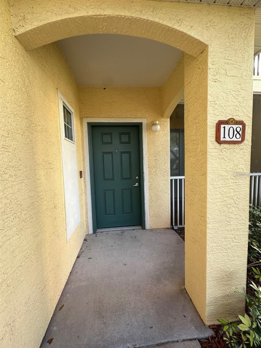 VILLANOVA AT HUNTERS CREEK CONDO - Residential