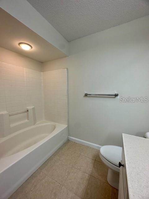 VILLANOVA AT HUNTERS CREEK CONDO - Residential