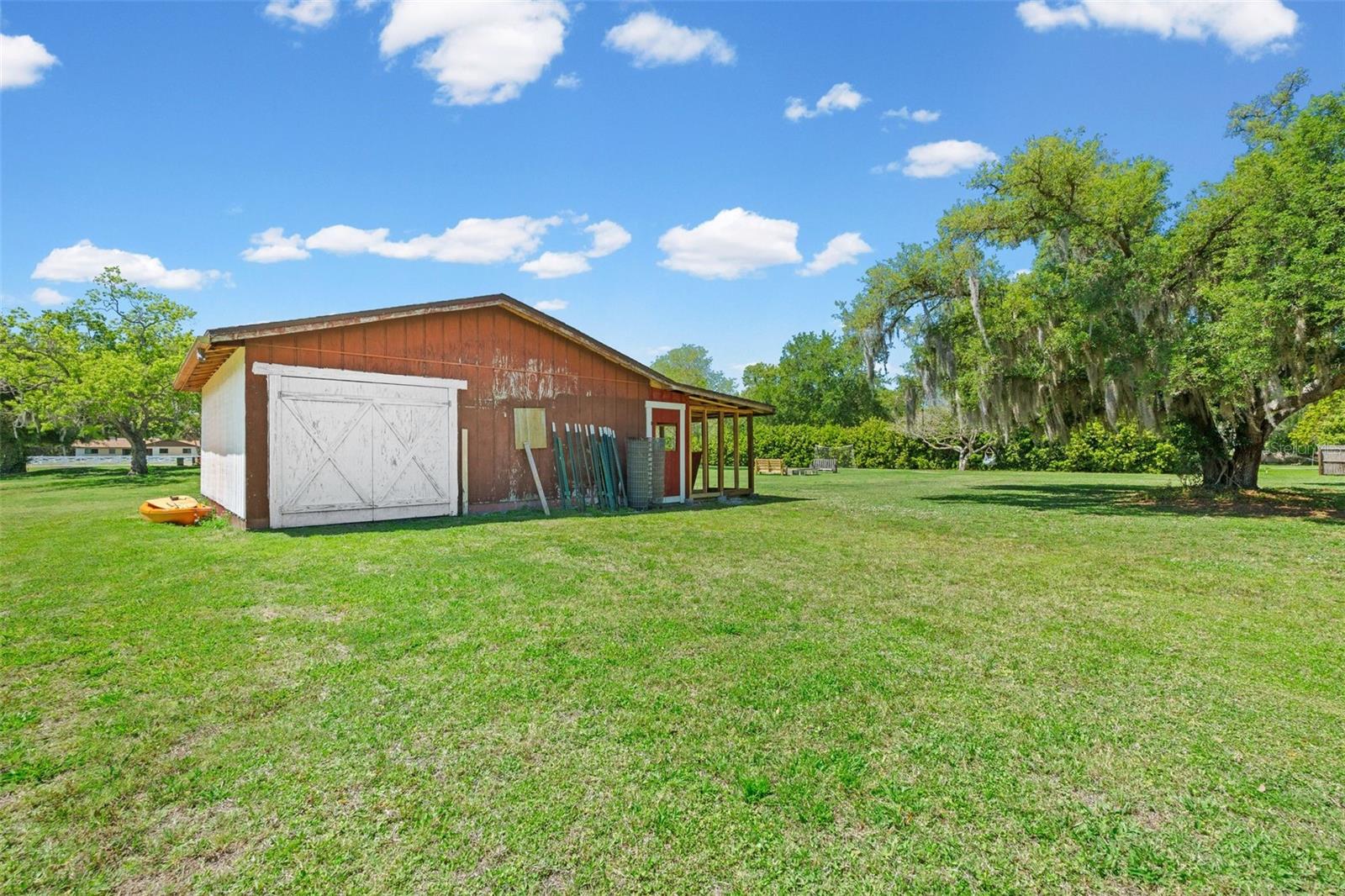 RACIMO RANCHES - Residential