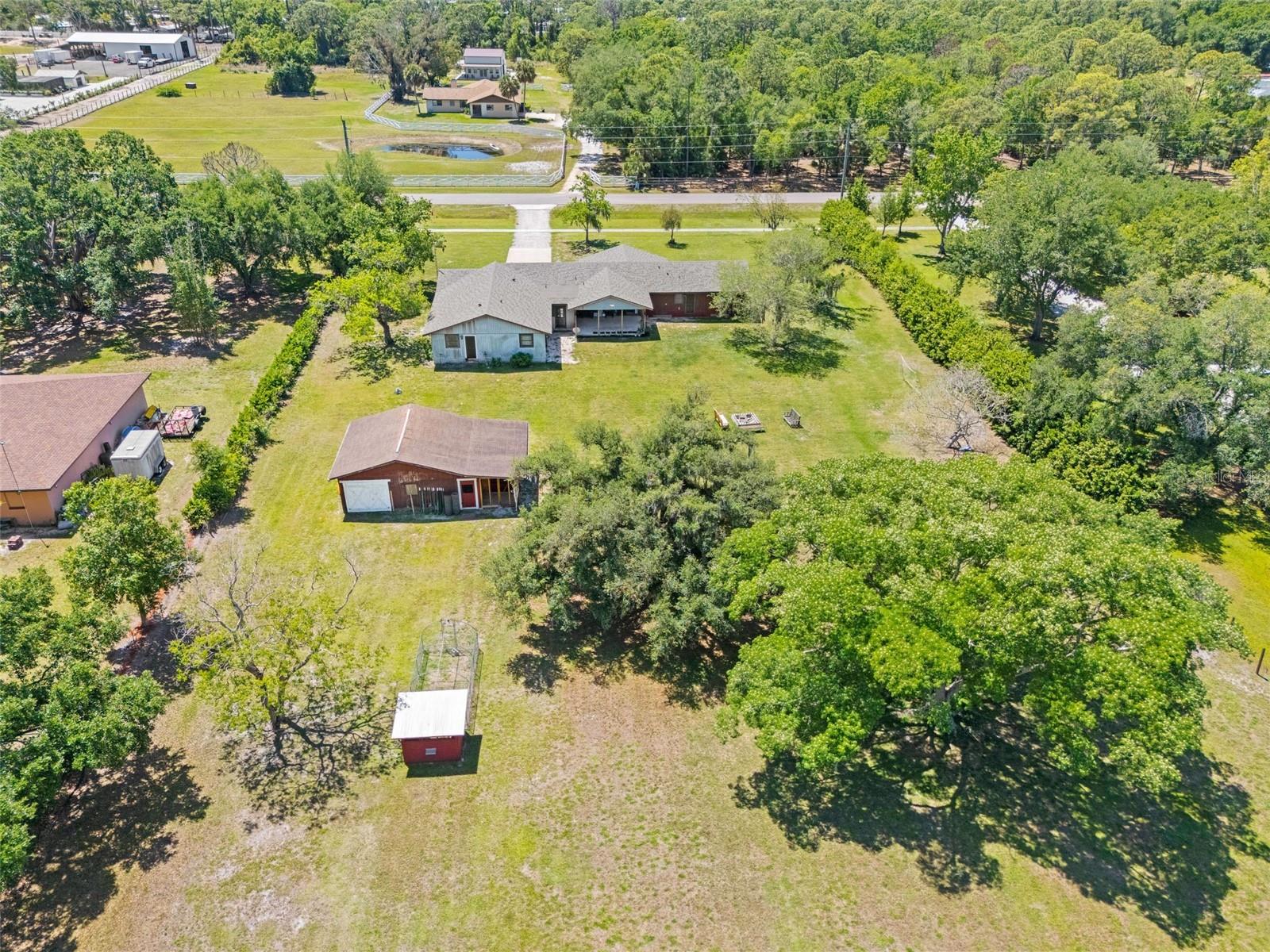 RACIMO RANCHES - Residential