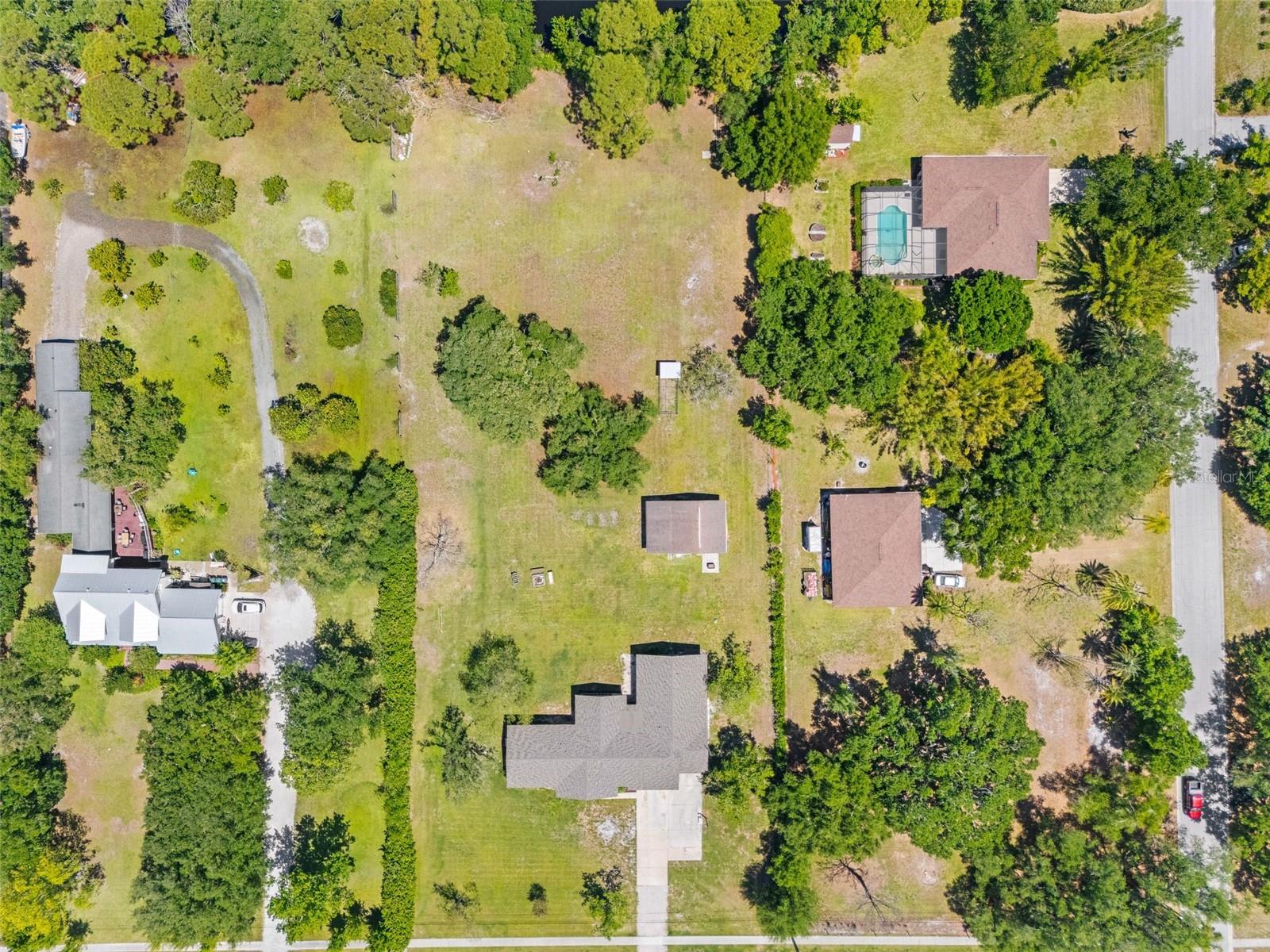 RACIMO RANCHES - Residential