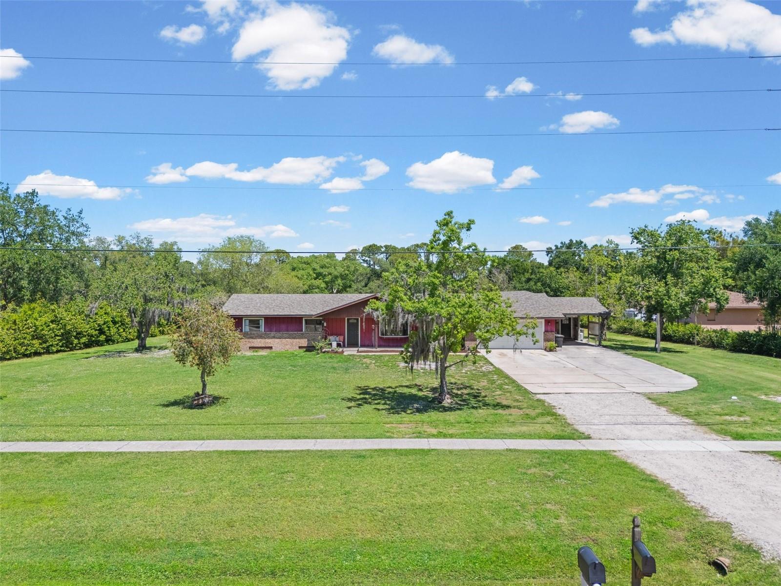 RACIMO RANCHES - Residential