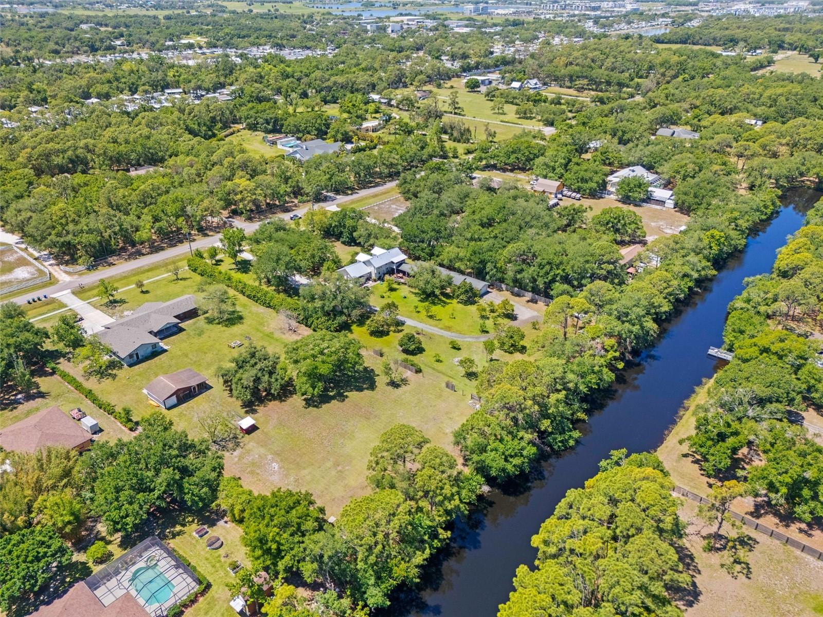 RACIMO RANCHES - Residential