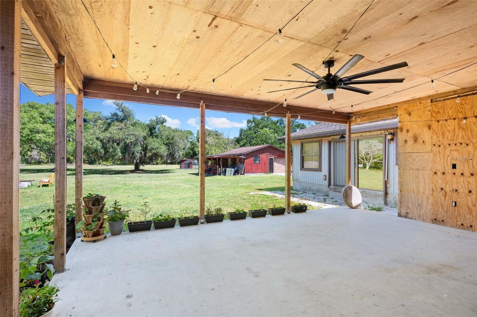 RACIMO RANCHES - Residential