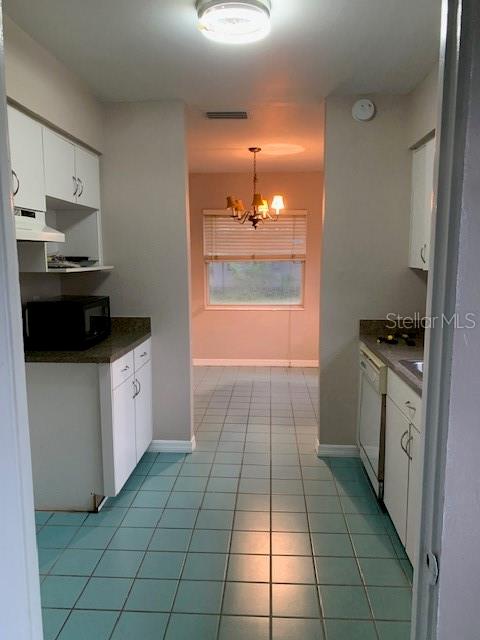 MEADOW LAWN 14TH ADD - Residential Lease