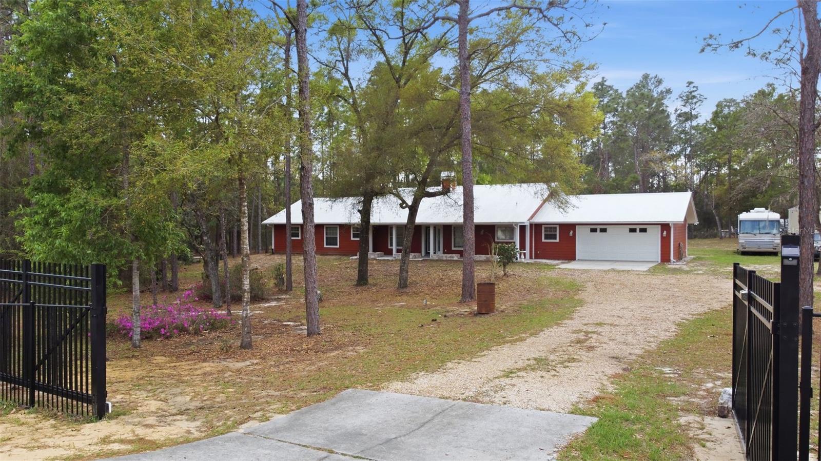 OAK FOREST UNIT 02 - Residential