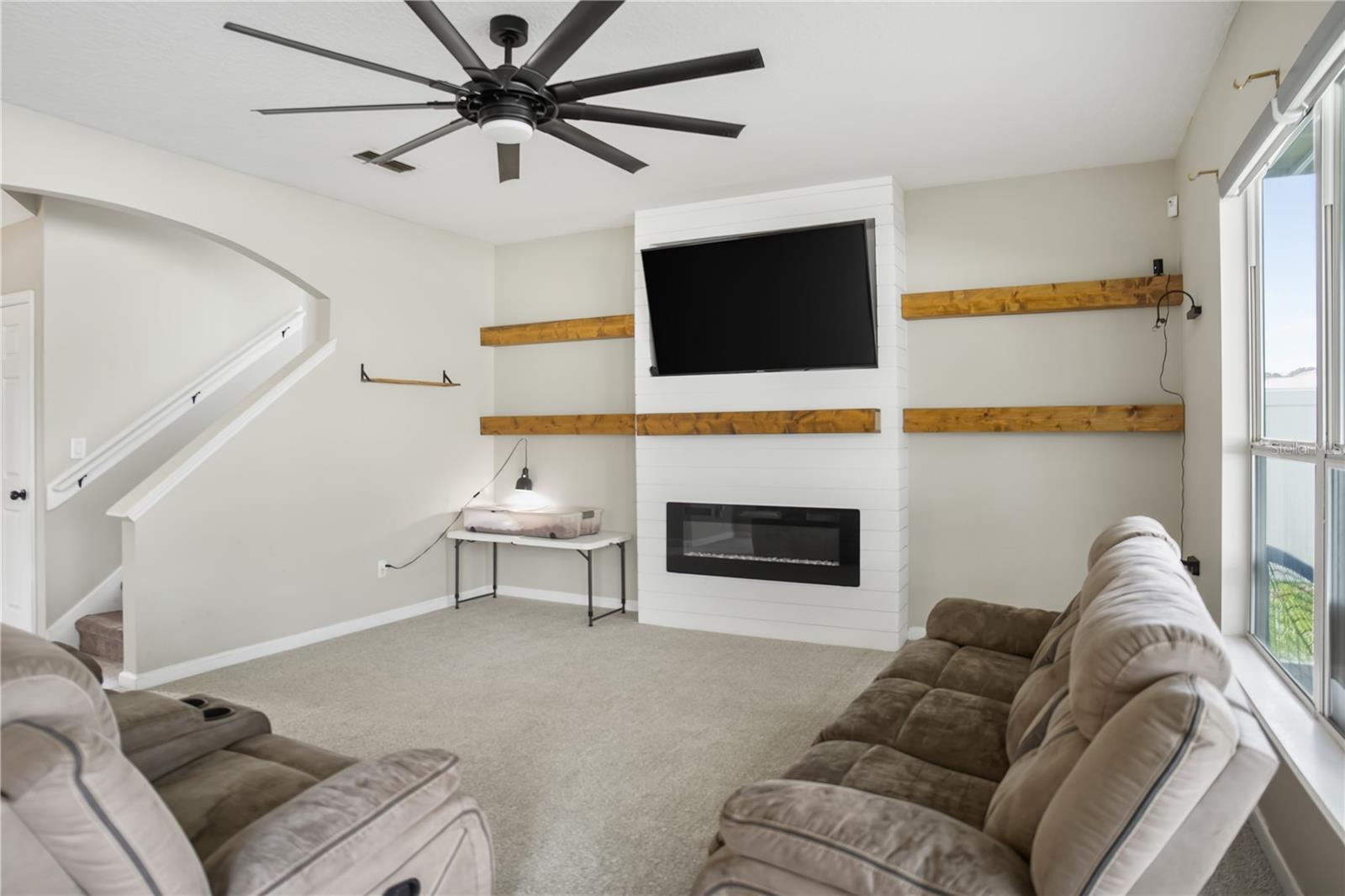 HERITAGE OAKS - Residential
