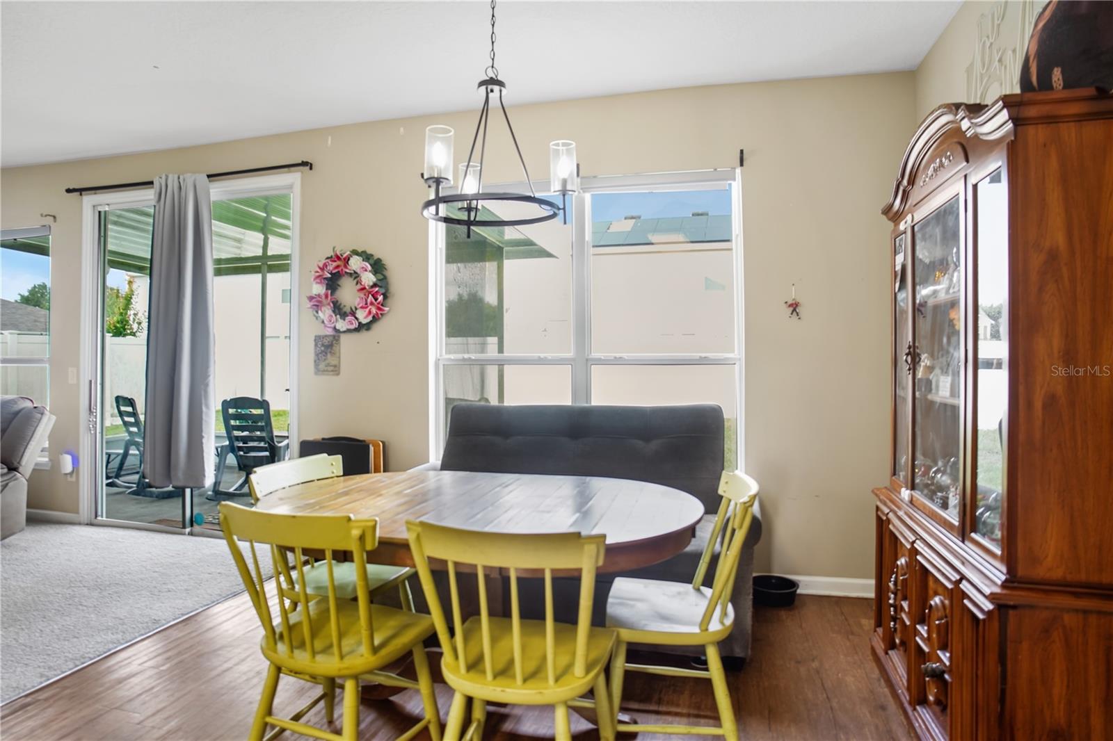 HERITAGE OAKS - Residential