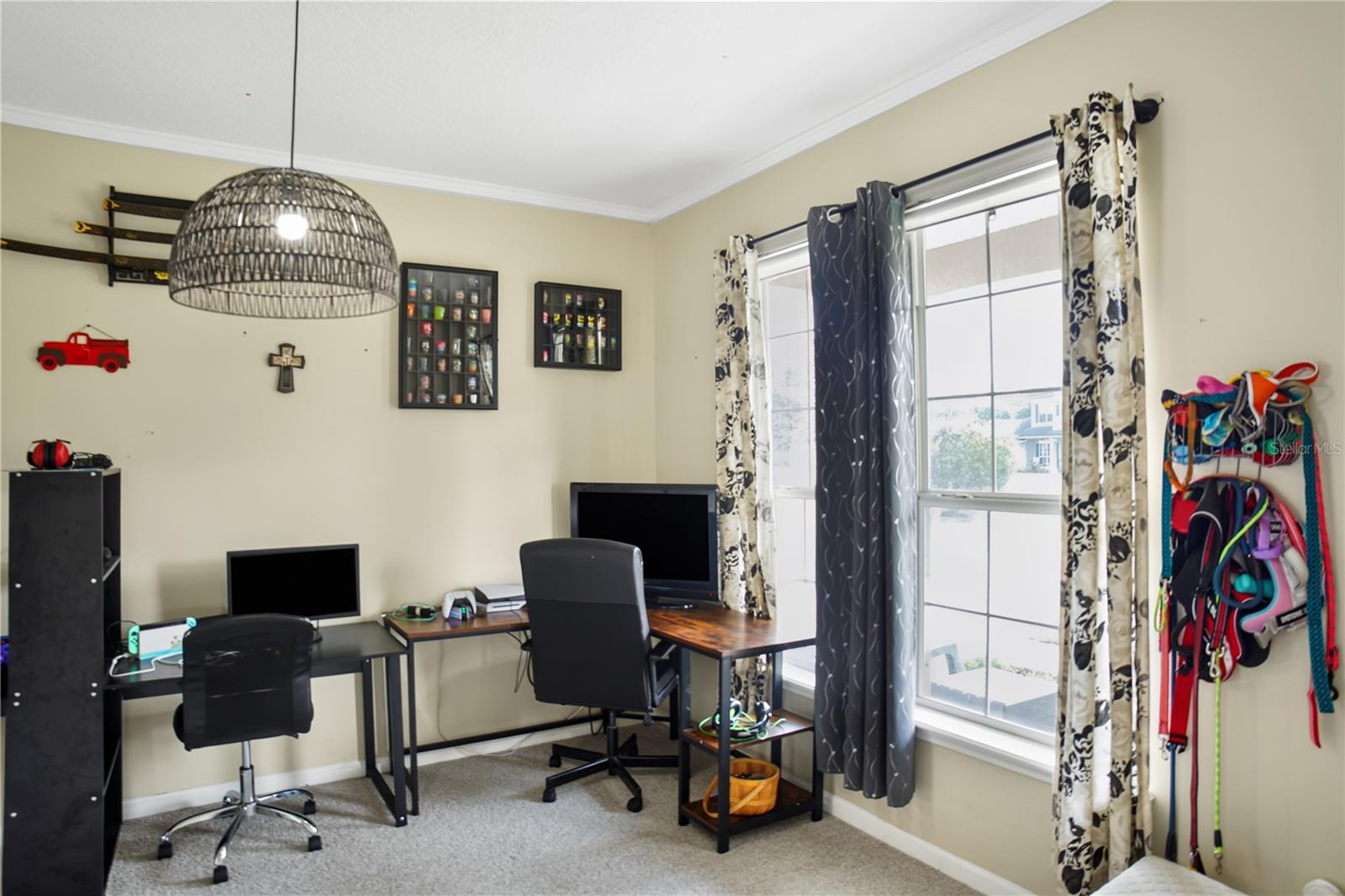 HERITAGE OAKS - Residential