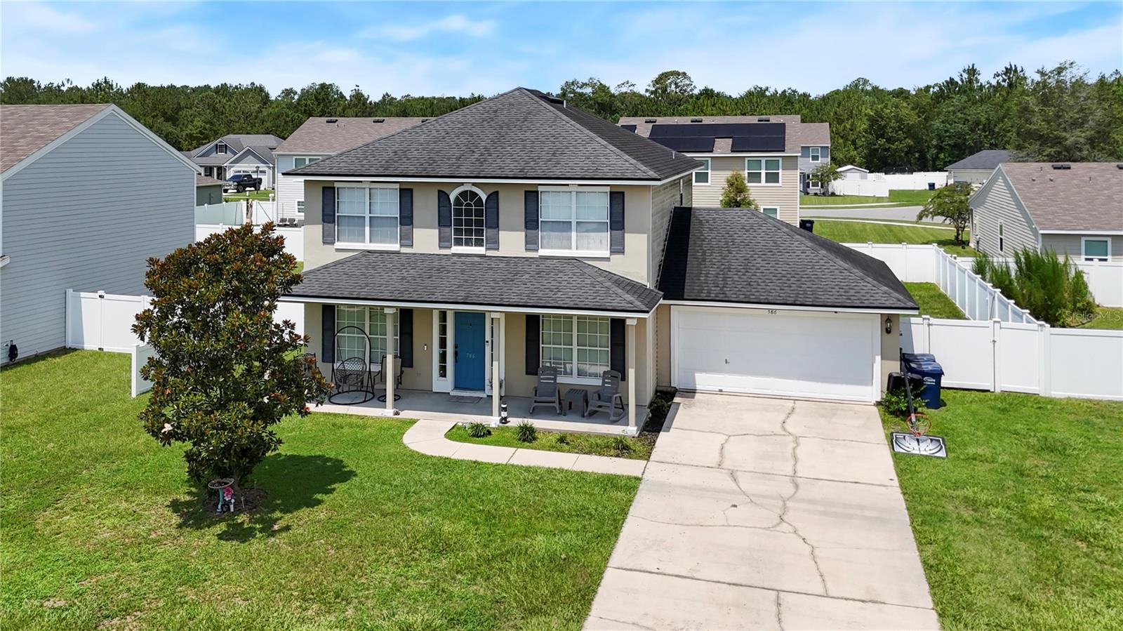 HERITAGE OAKS - Residential