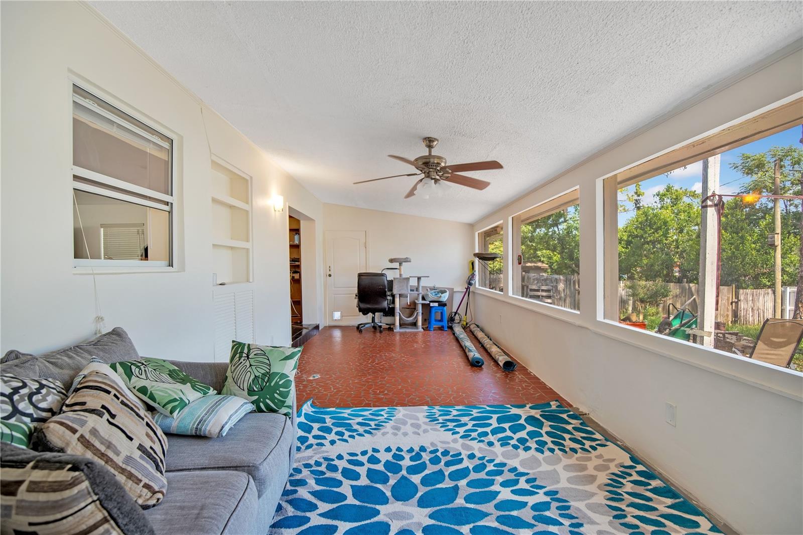 DELTONA LAKES UNIT 03 TR I & H - Residential