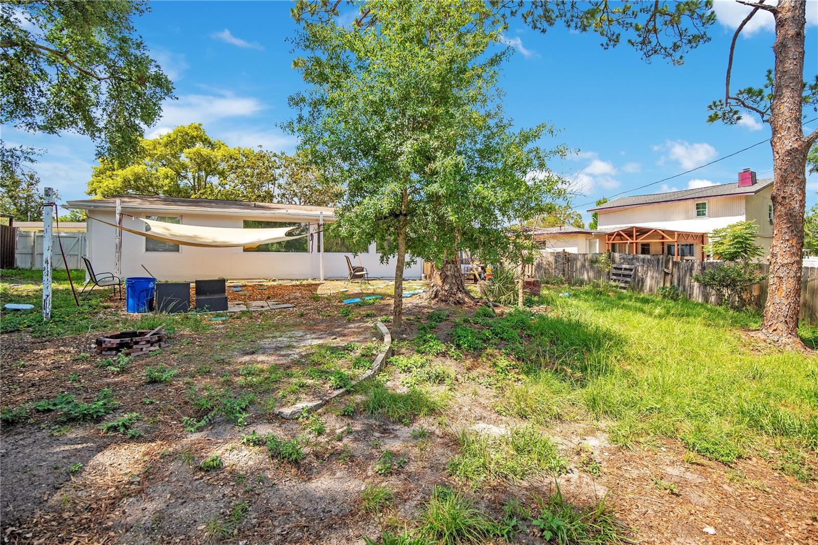 DELTONA LAKES UNIT 03 TR I & H - Residential
