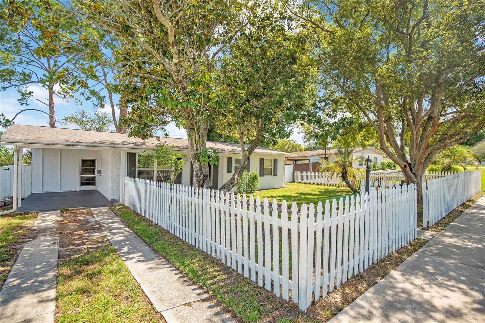 DELTONA LAKES UNIT 03 TR I & H - Residential