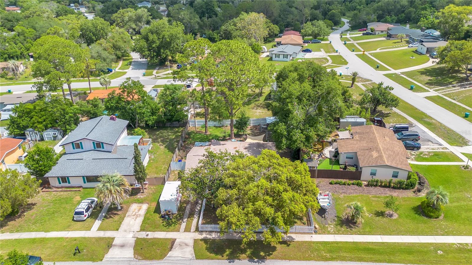 DELTONA LAKES UNIT 03 TR I & H - Residential