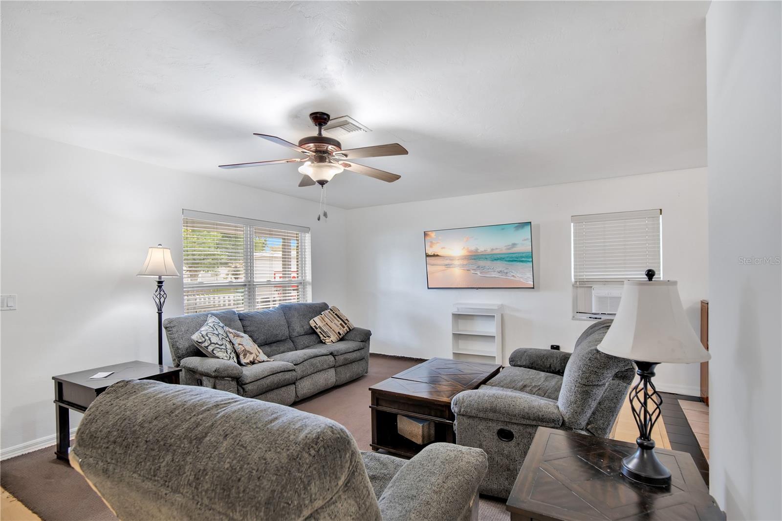 DELTONA LAKES UNIT 03 TR I & H - Residential