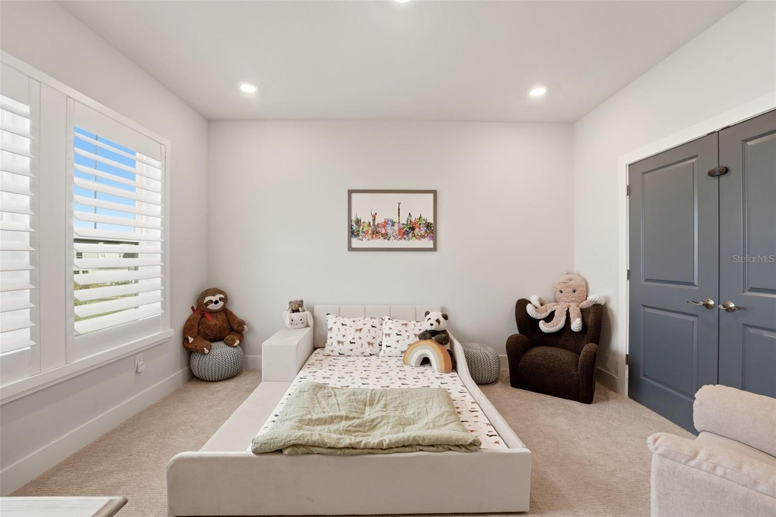 EMERALD LANDING AT WATERSIDE - Residential