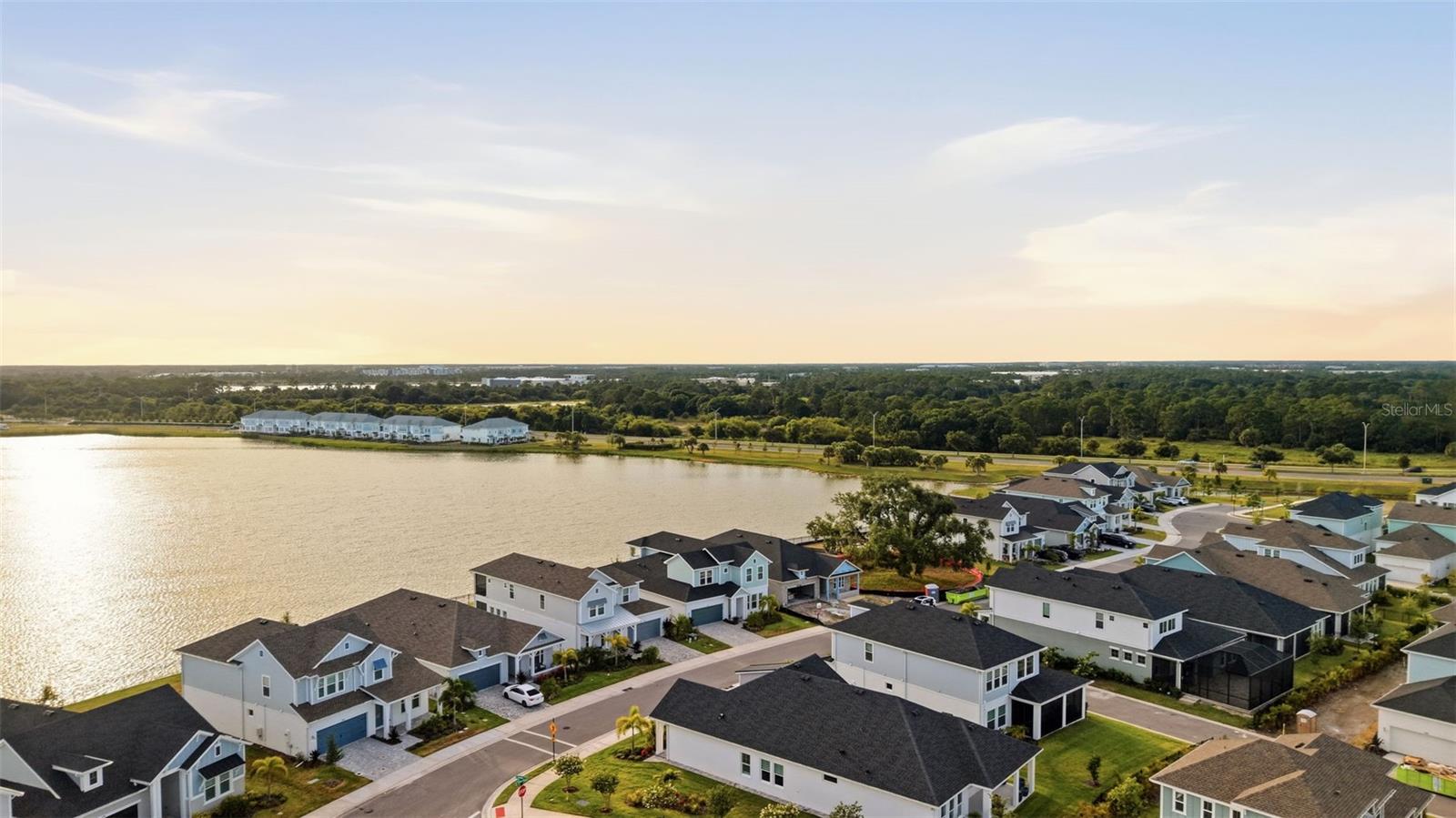 EMERALD LANDING AT WATERSIDE - Residential