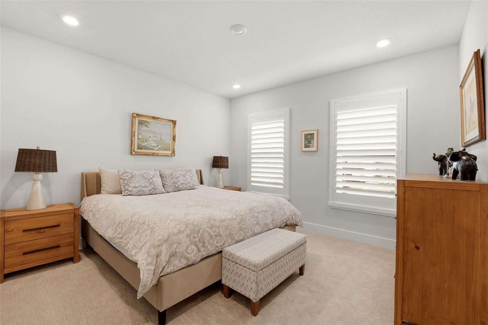 EMERALD LANDING AT WATERSIDE - Residential
