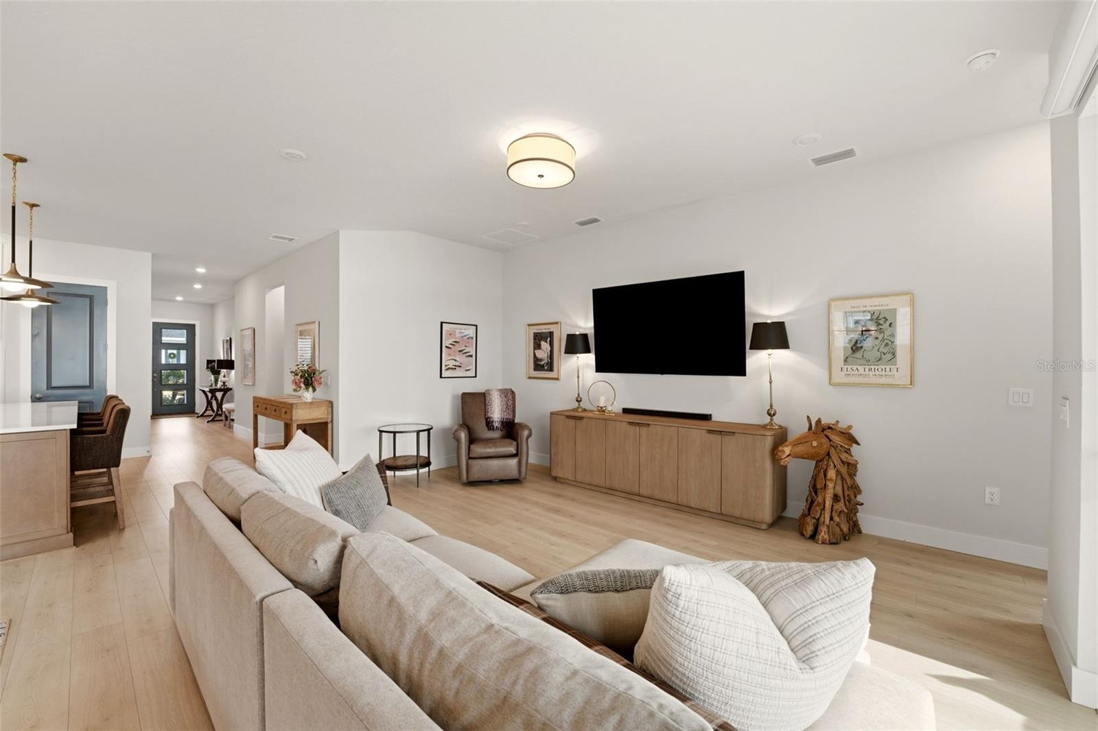 EMERALD LANDING AT WATERSIDE - Residential