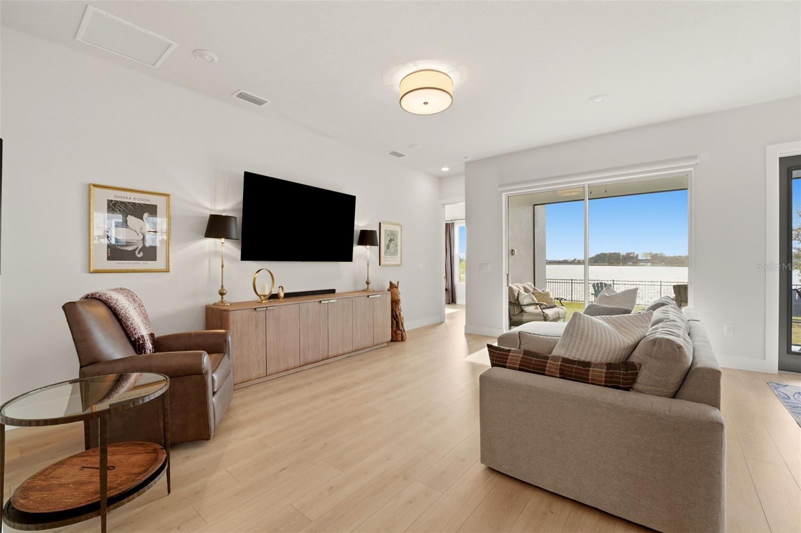 EMERALD LANDING AT WATERSIDE - Residential
