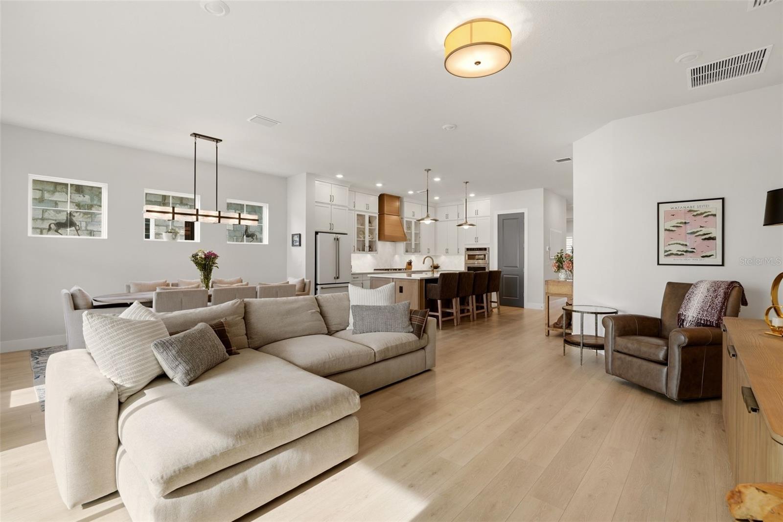 EMERALD LANDING AT WATERSIDE - Residential