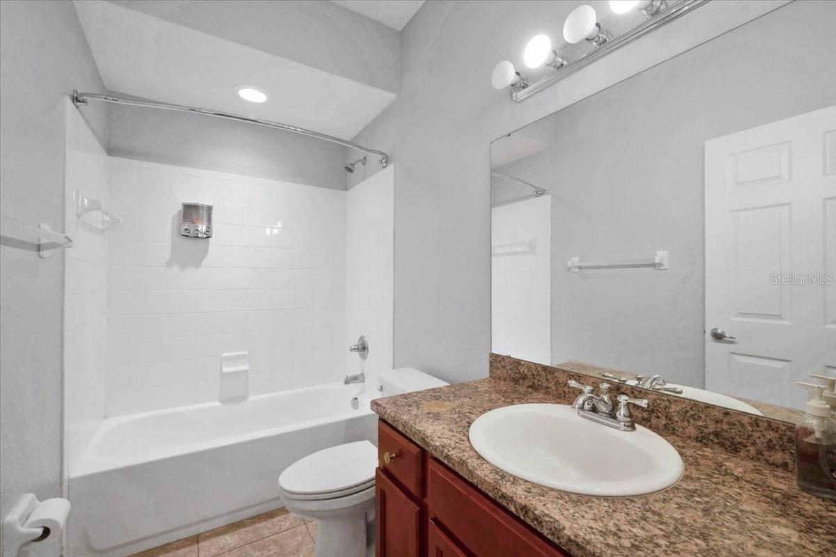HARTFORD ESTATES - Residential