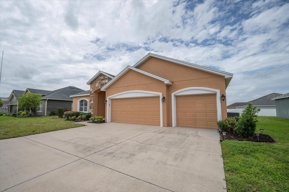 HARTFORD ESTATES - Residential