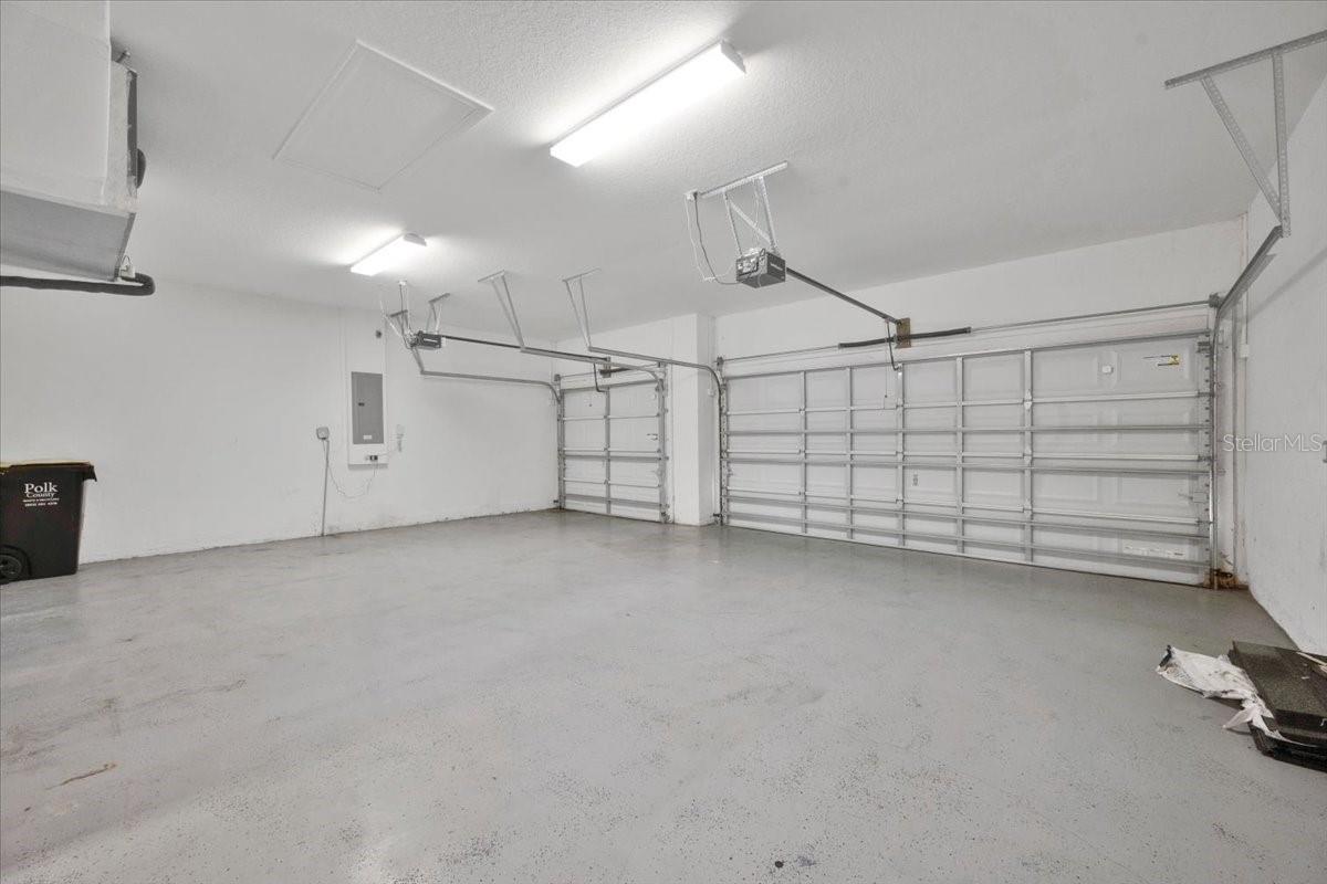 HARTFORD ESTATES - Residential