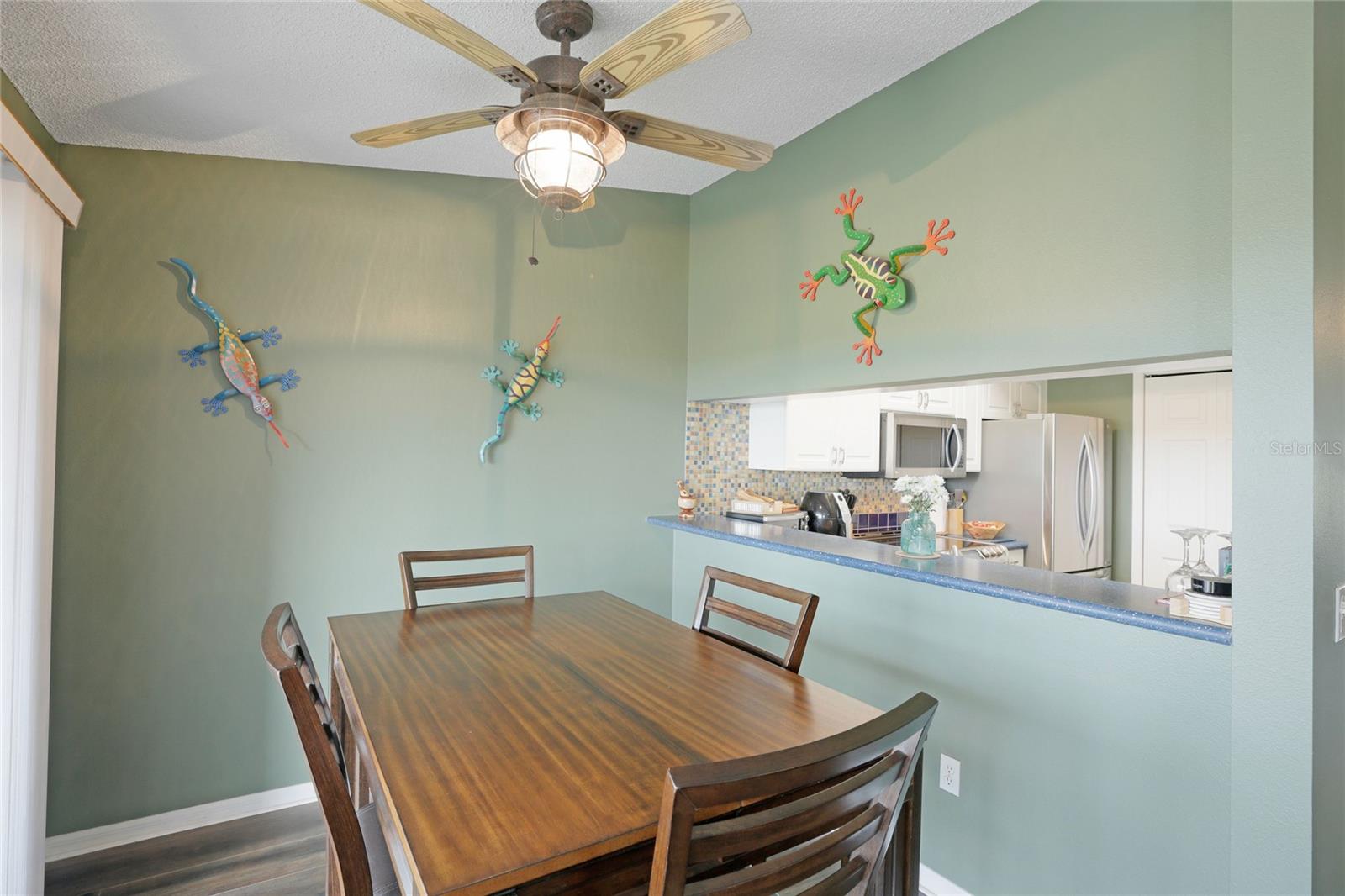 SANDY POINTE II - Residential