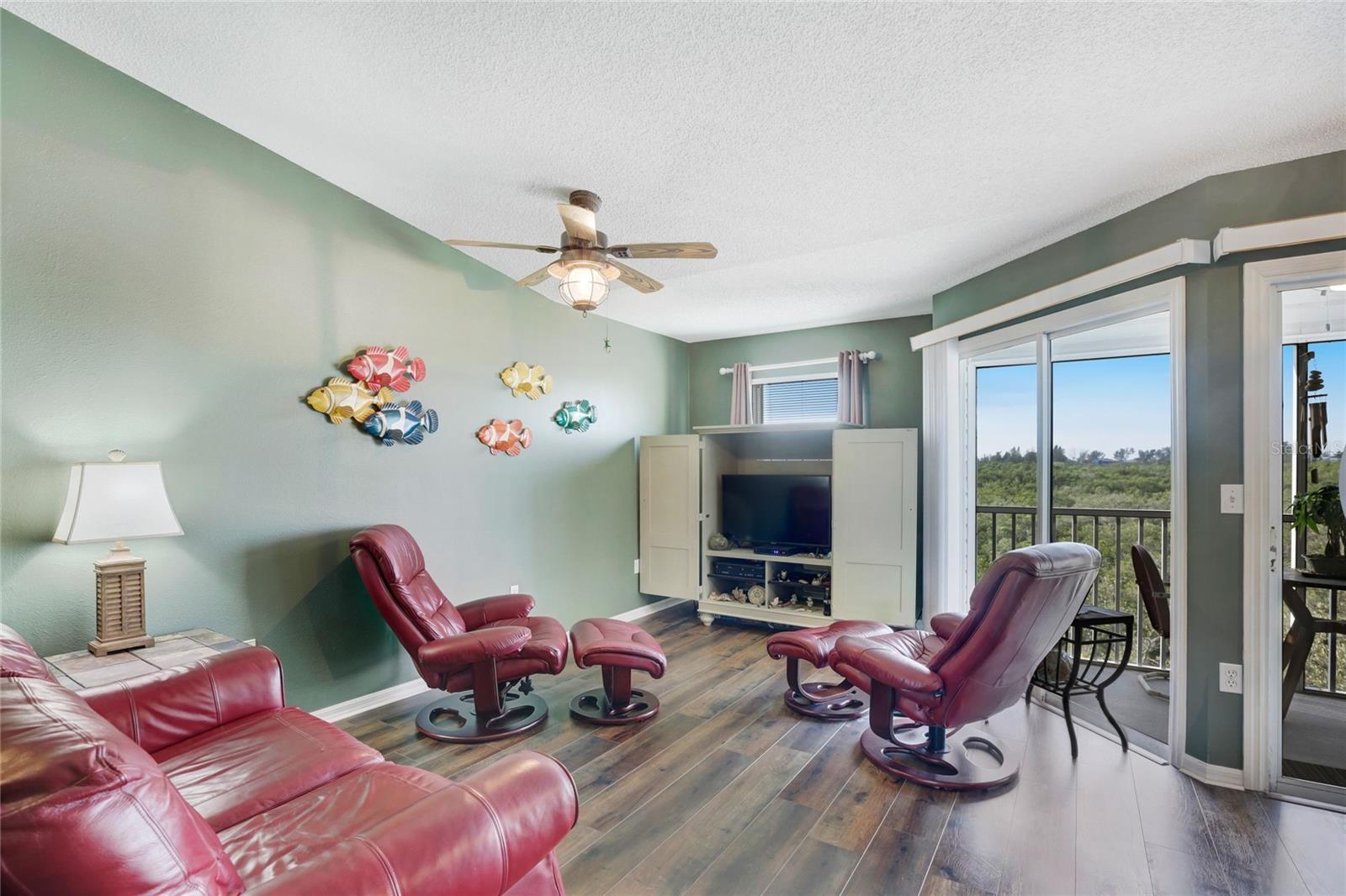 SANDY POINTE II - Residential