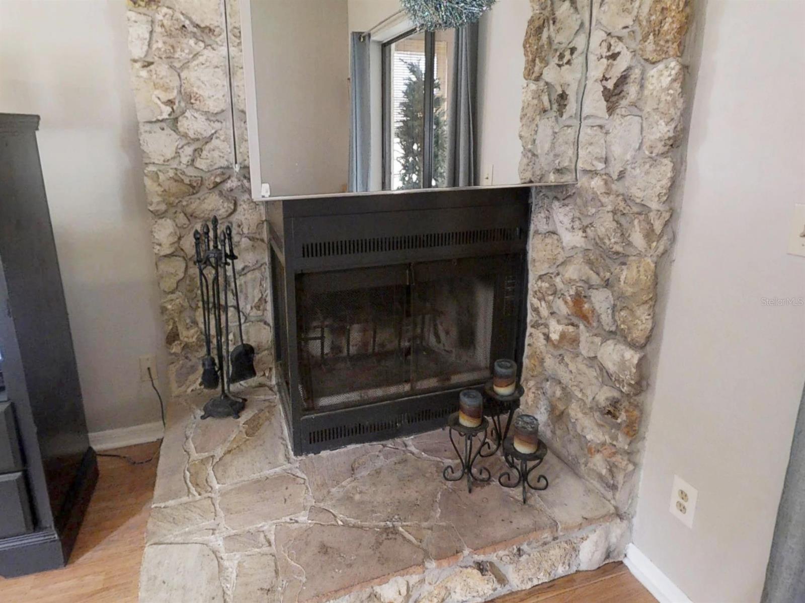 Dunlawton Hills Unit 02 - Residential