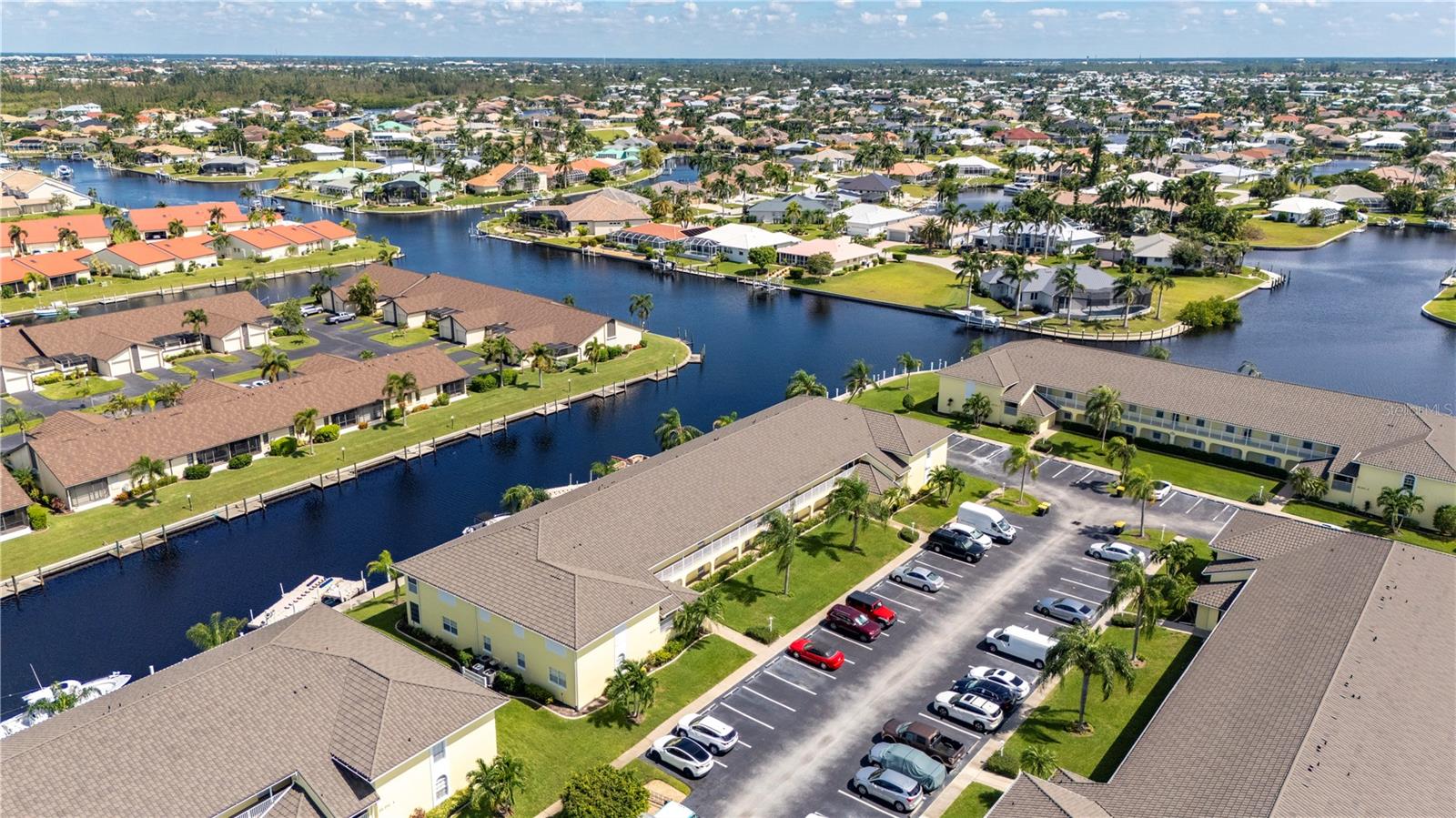 SPINNAKER POINT PH 02 BLDG 02 - Residential