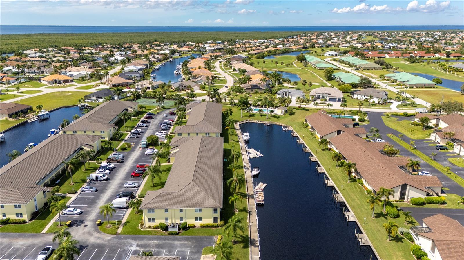 SPINNAKER POINT PH 02 BLDG 02 - Residential