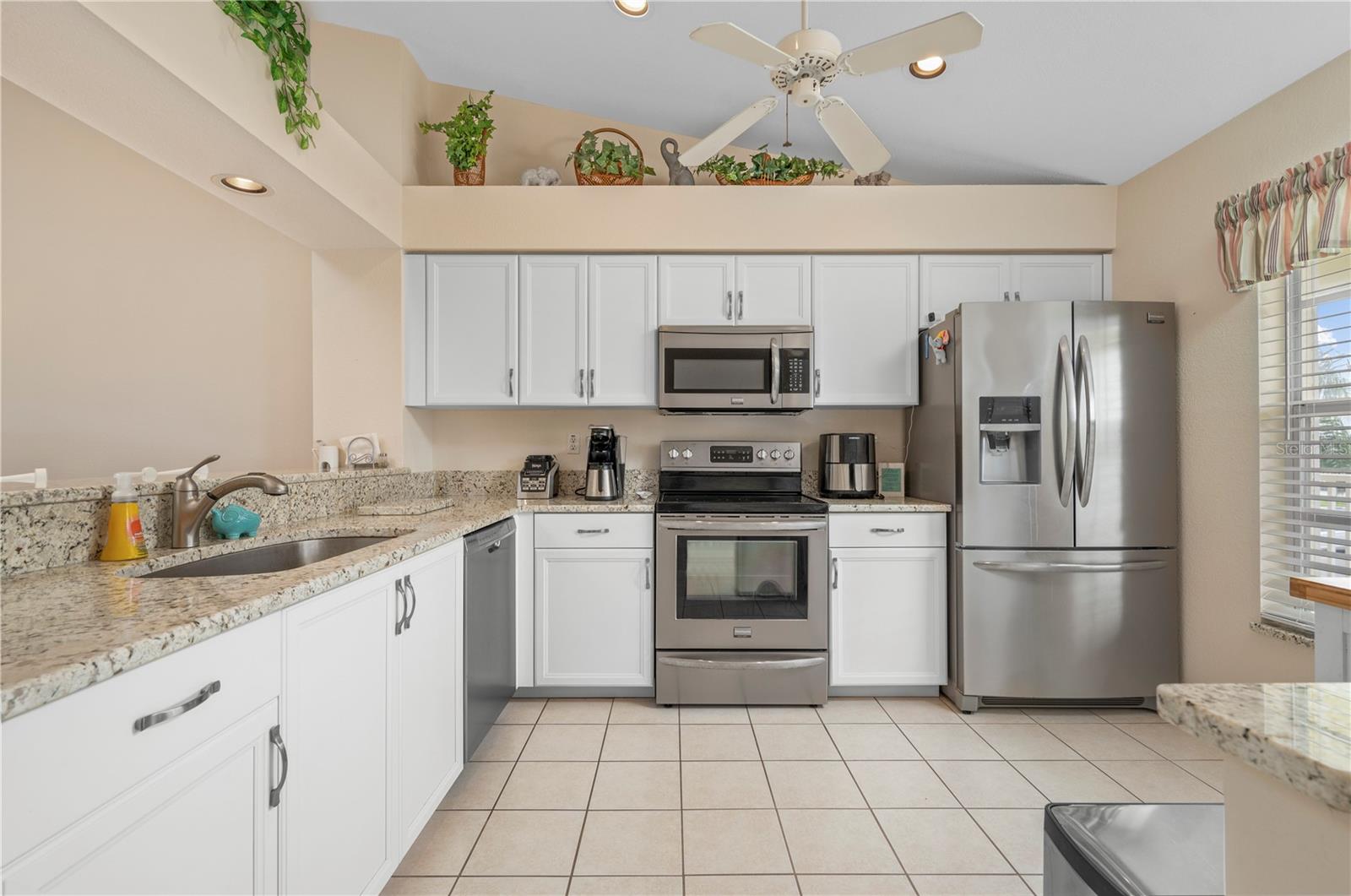 SPINNAKER POINT PH 02 BLDG 02 - Residential