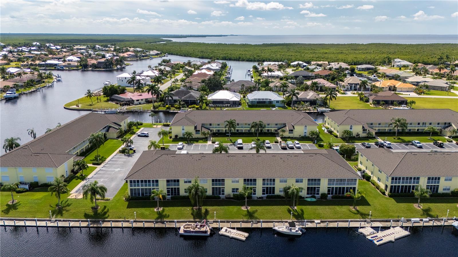 SPINNAKER POINT PH 02 BLDG 02 - Residential
