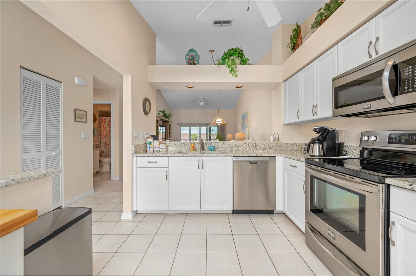 SPINNAKER POINT PH 02 BLDG 02 - Residential