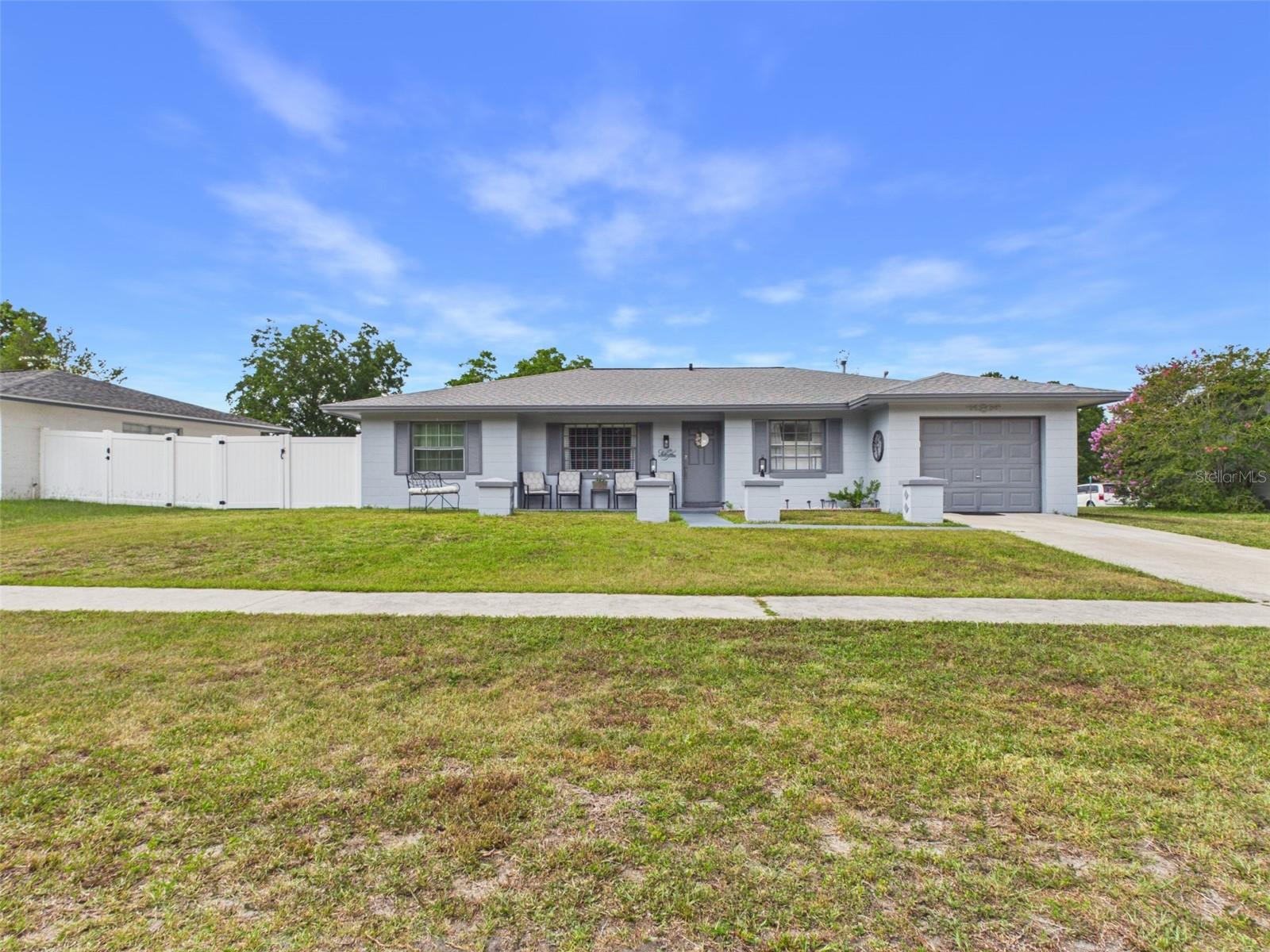MARION OAKS UN 02 - Residential