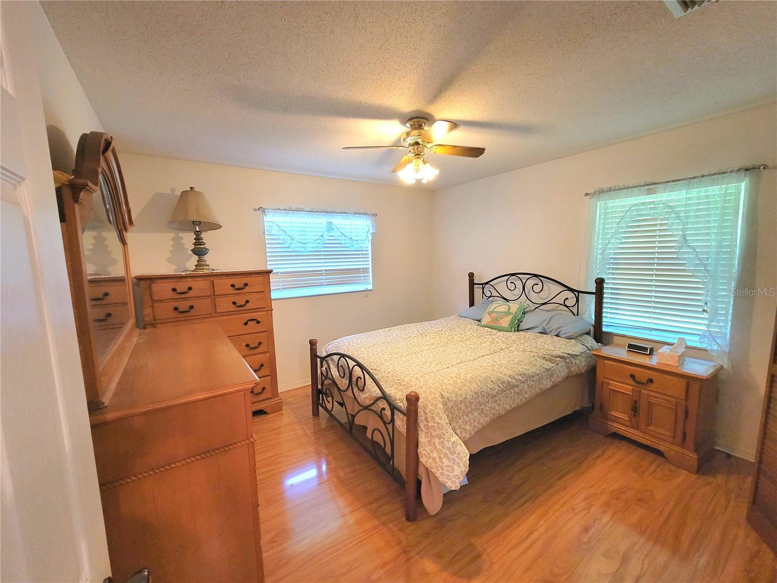 RAINBOW LAKES ESTATE - Residential