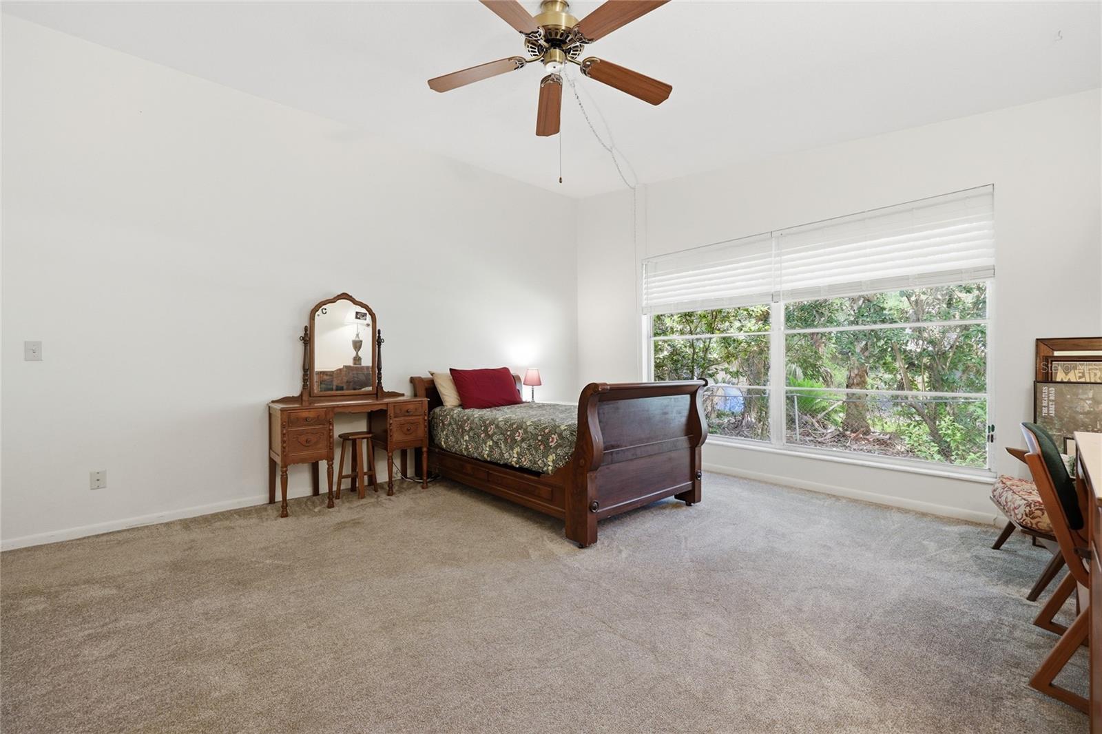 UNIVERSITY ACRES - Residential