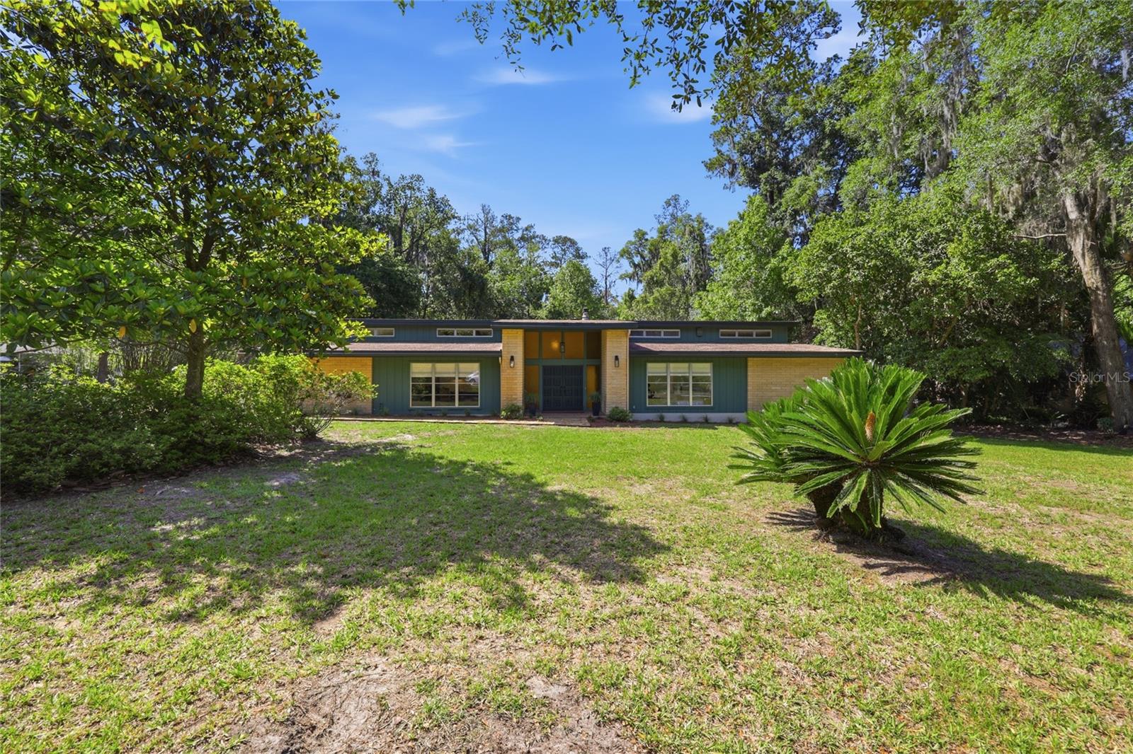 UNIVERSITY ACRES - Residential