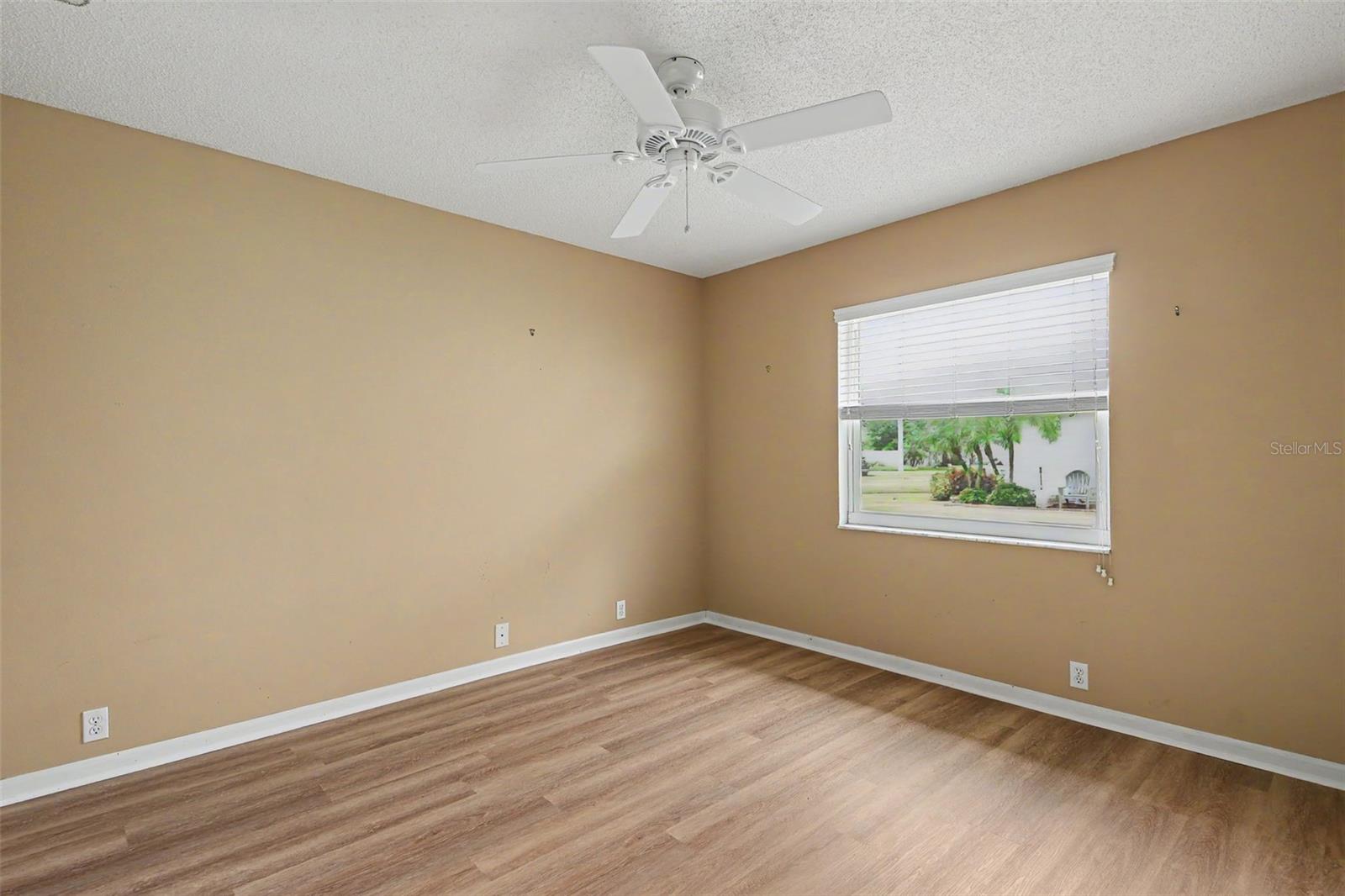 FAIRWAY SPGS - Residential