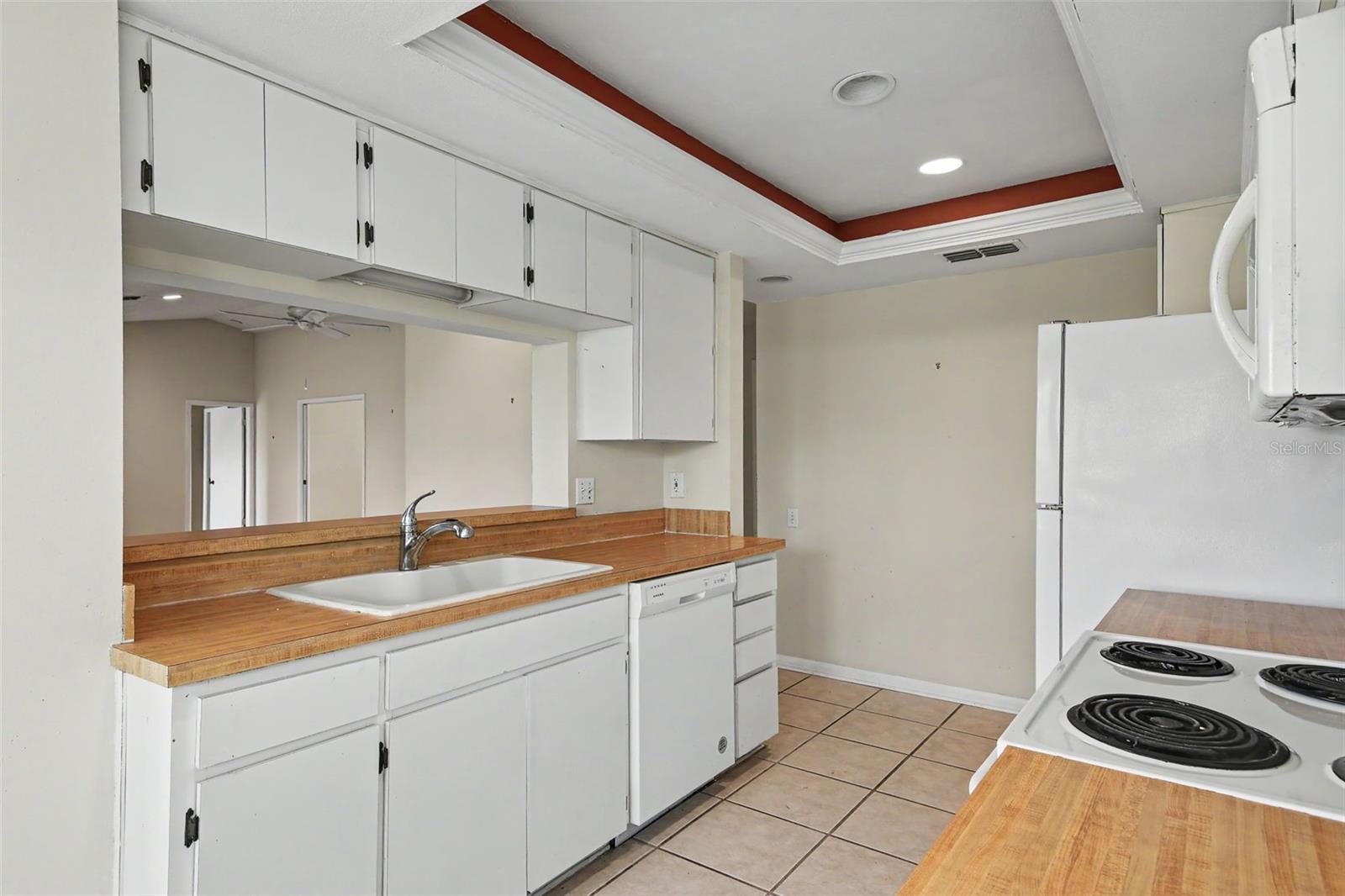 FAIRWAY SPGS - Residential
