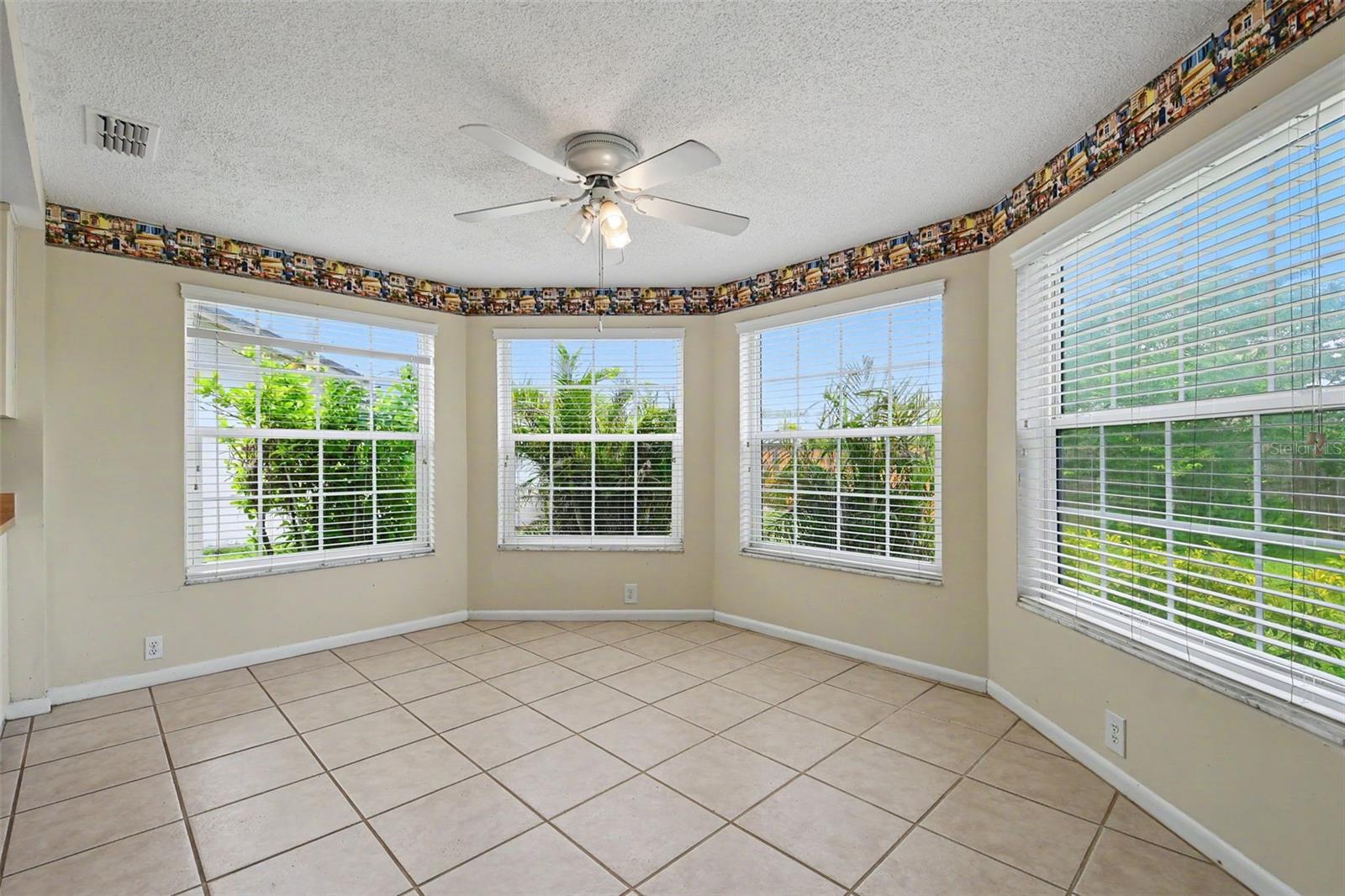 FAIRWAY SPGS - Residential