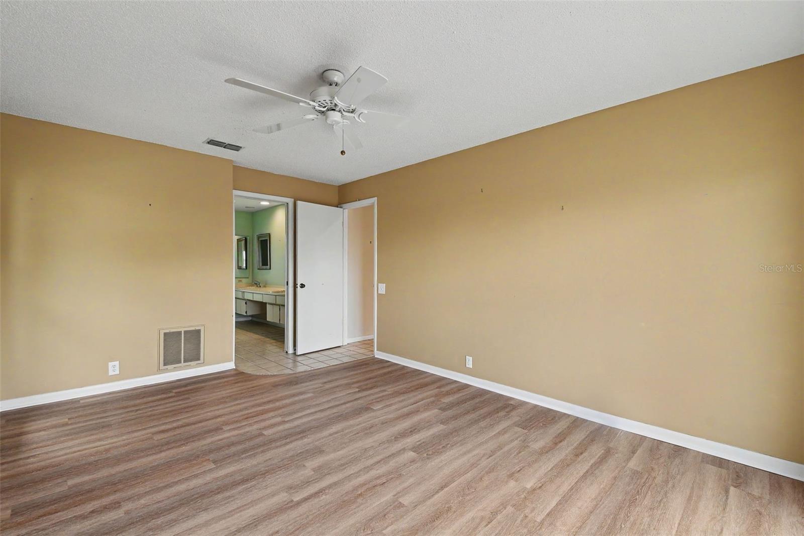 FAIRWAY SPGS - Residential
