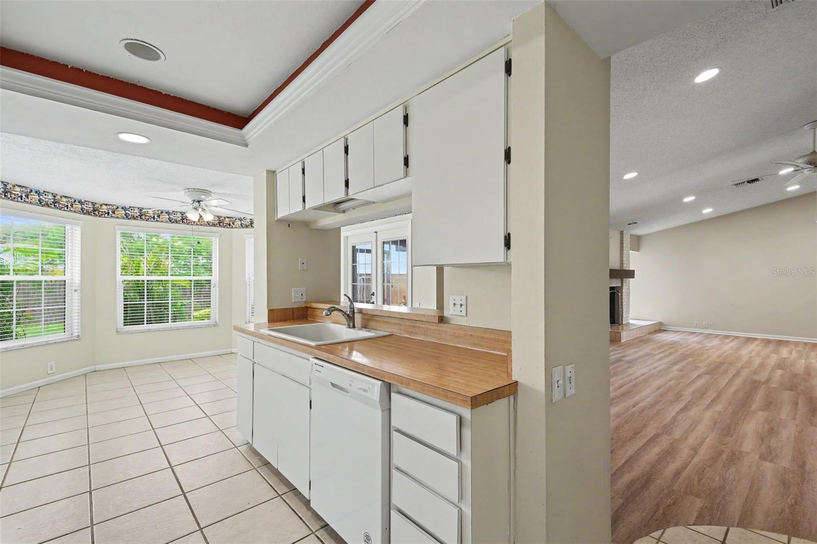 FAIRWAY SPGS - Residential