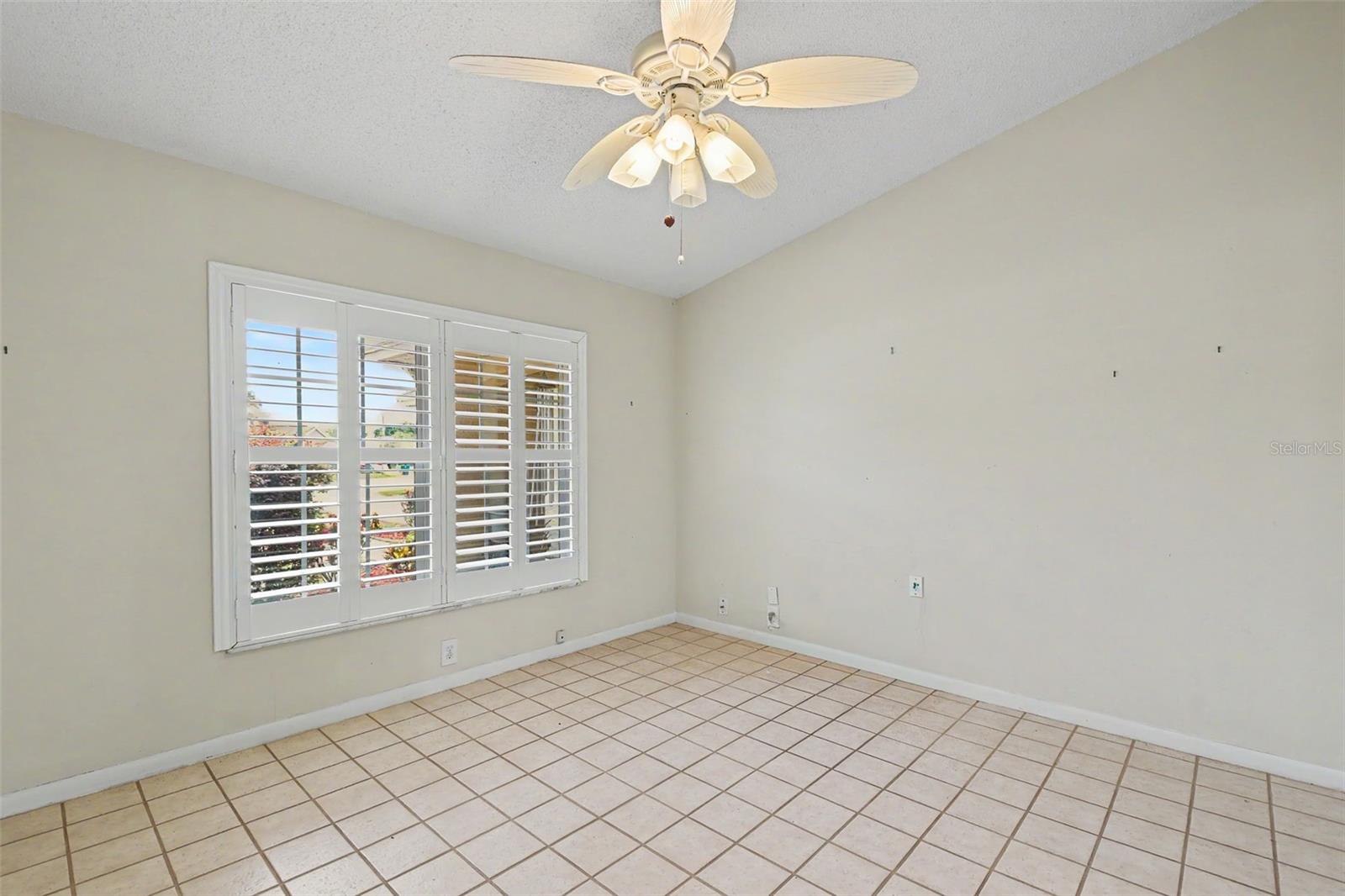 FAIRWAY SPGS - Residential